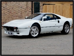 Białe, Ferrari 288 GTO
